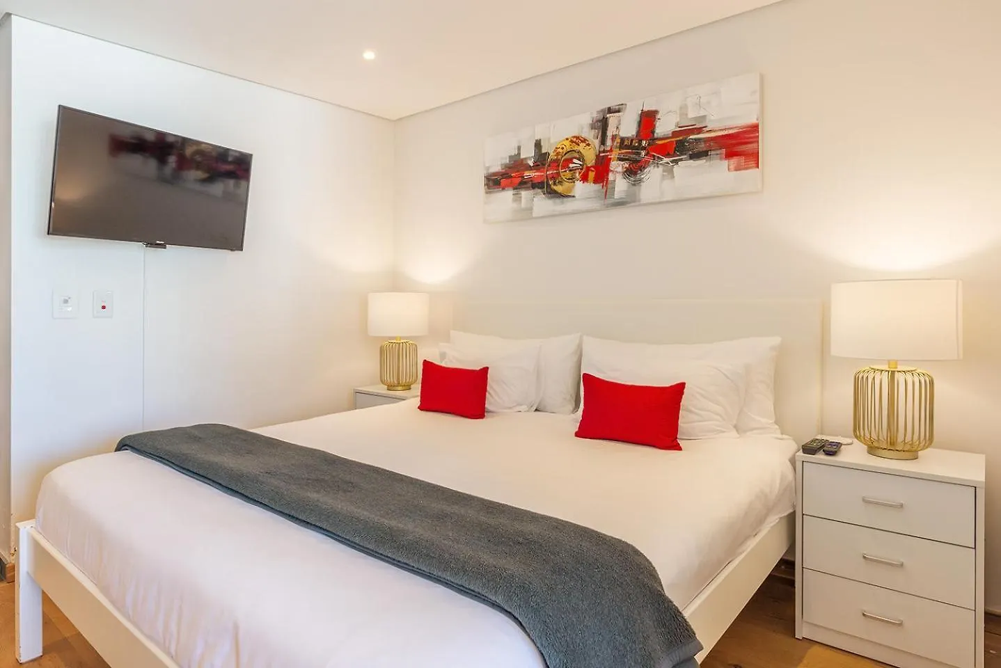 Apartment Mirage Luxury By Nivar Cape Town South Africa