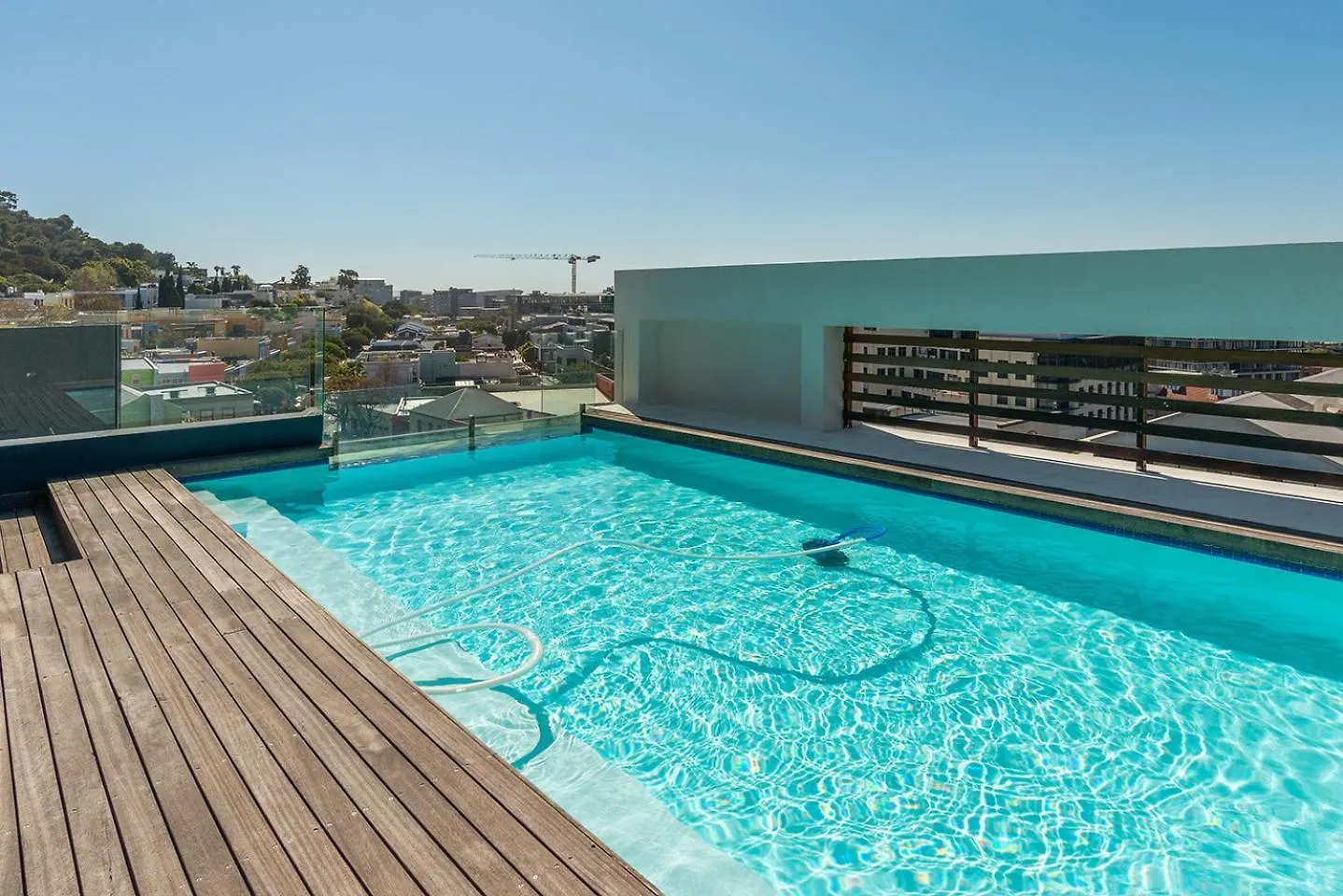 Apartment Mirage Luxury By Nivar Cape Town