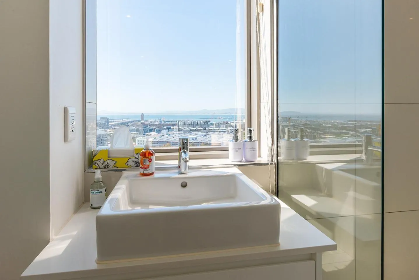 Apartment Mirage Luxury By Nivar Cape Town South Africa