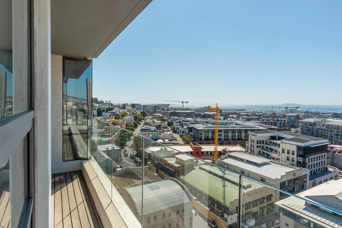 Apartment Mirage Luxury By Nivar Cape Town South Africa