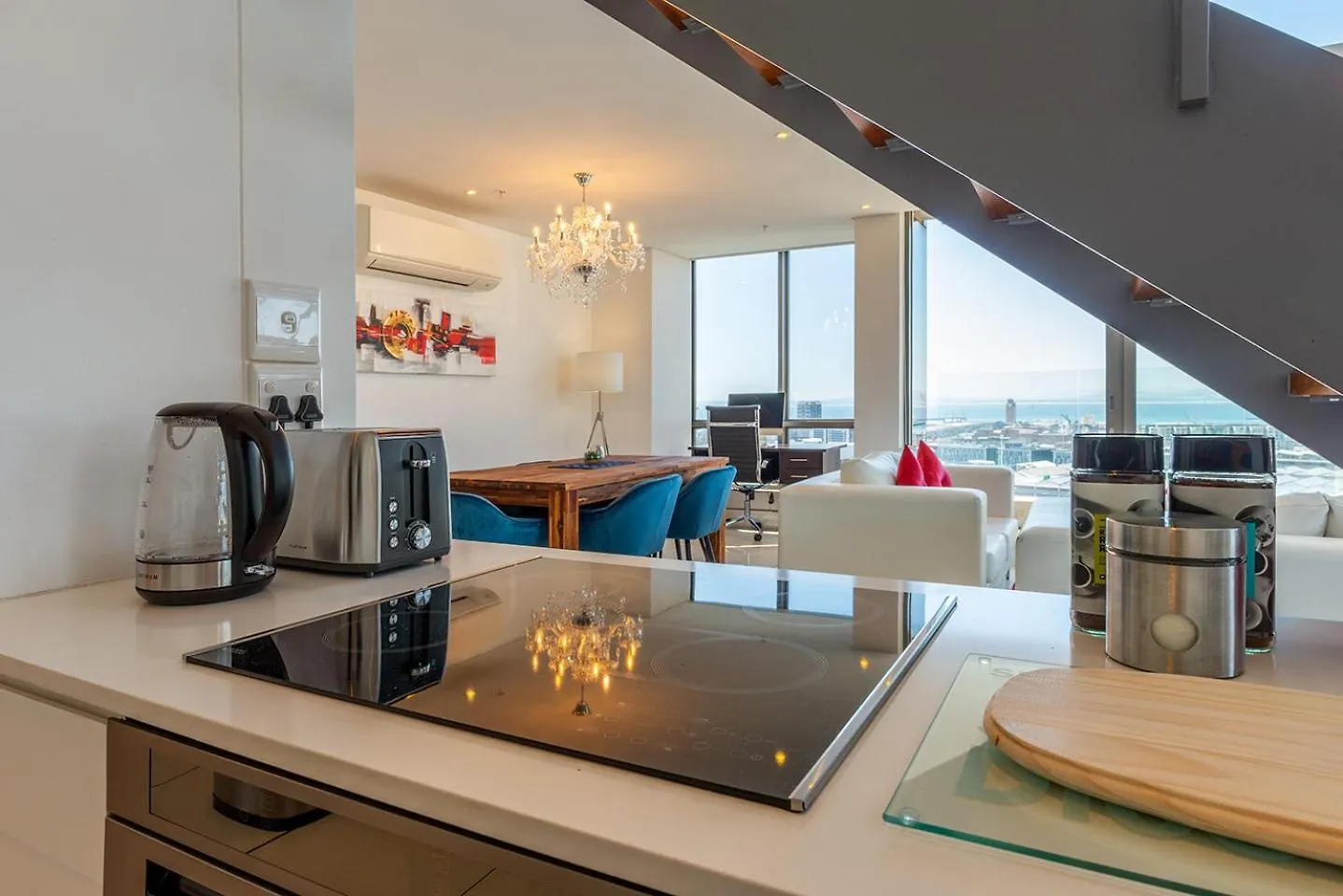 Apartment Mirage Luxury By Nivar Cape Town
